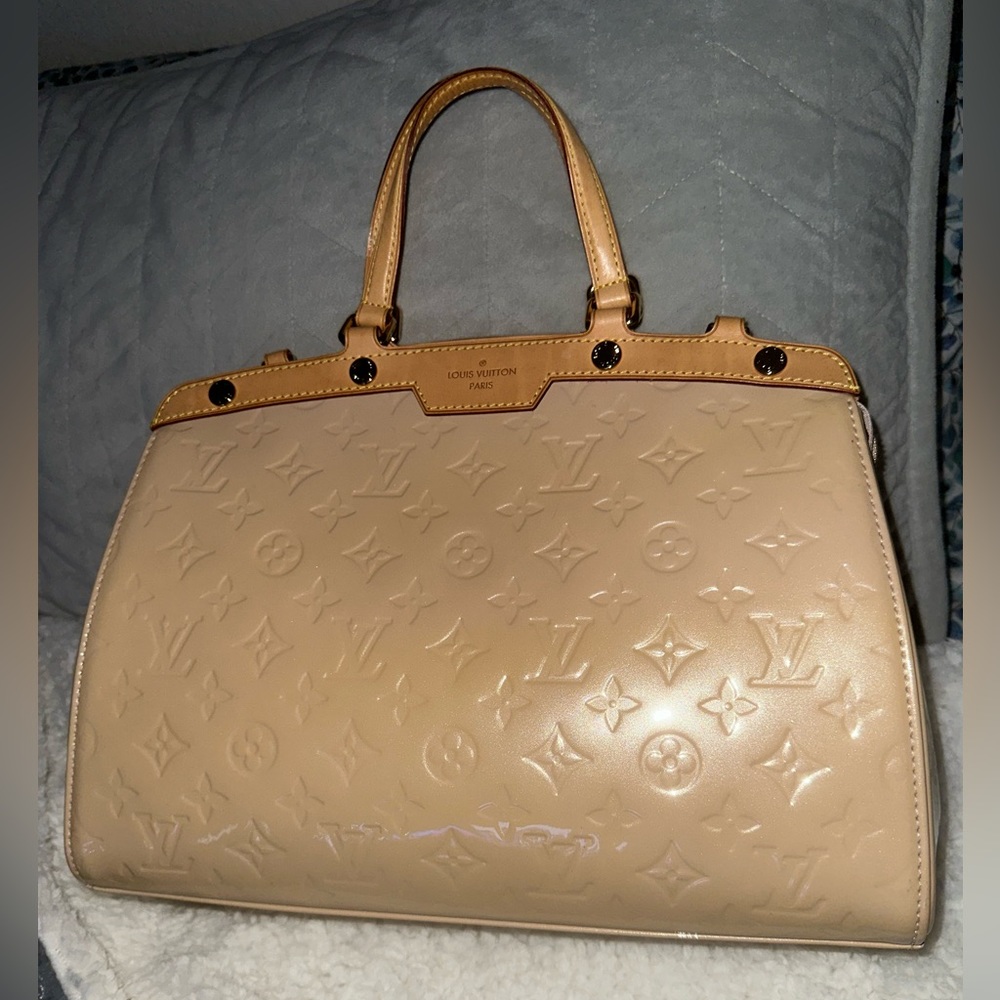 Louis Vuitton brea mm